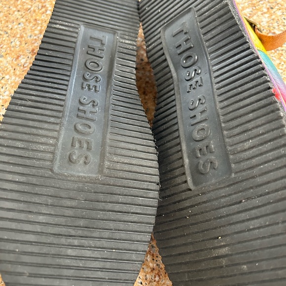Those Shoes. Southwest style. Ankle strap. Size 9 - Picture 6 of 6